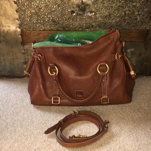 EUC Dooney & Bourke Large Florentine Satchel with strap